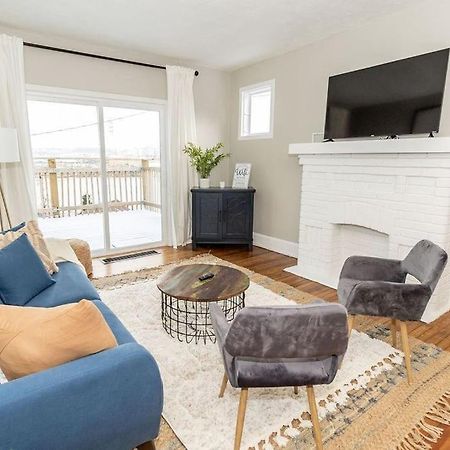 Cozy Riverfront Bungalow With Stunning Views コビントン エクステリア 写真